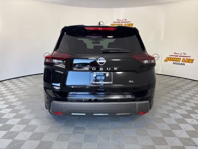 2025 Nissan Rogue SL photo 4