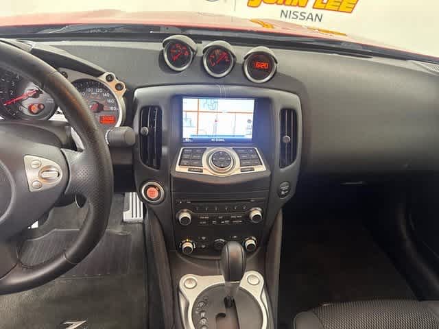 2018 Nissan 370Z Touring Sport photo 11