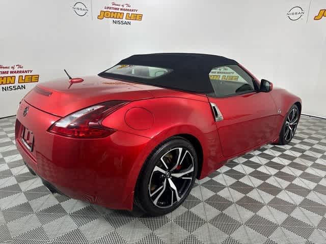 2018 Nissan 370Z Touring Sport photo 6
