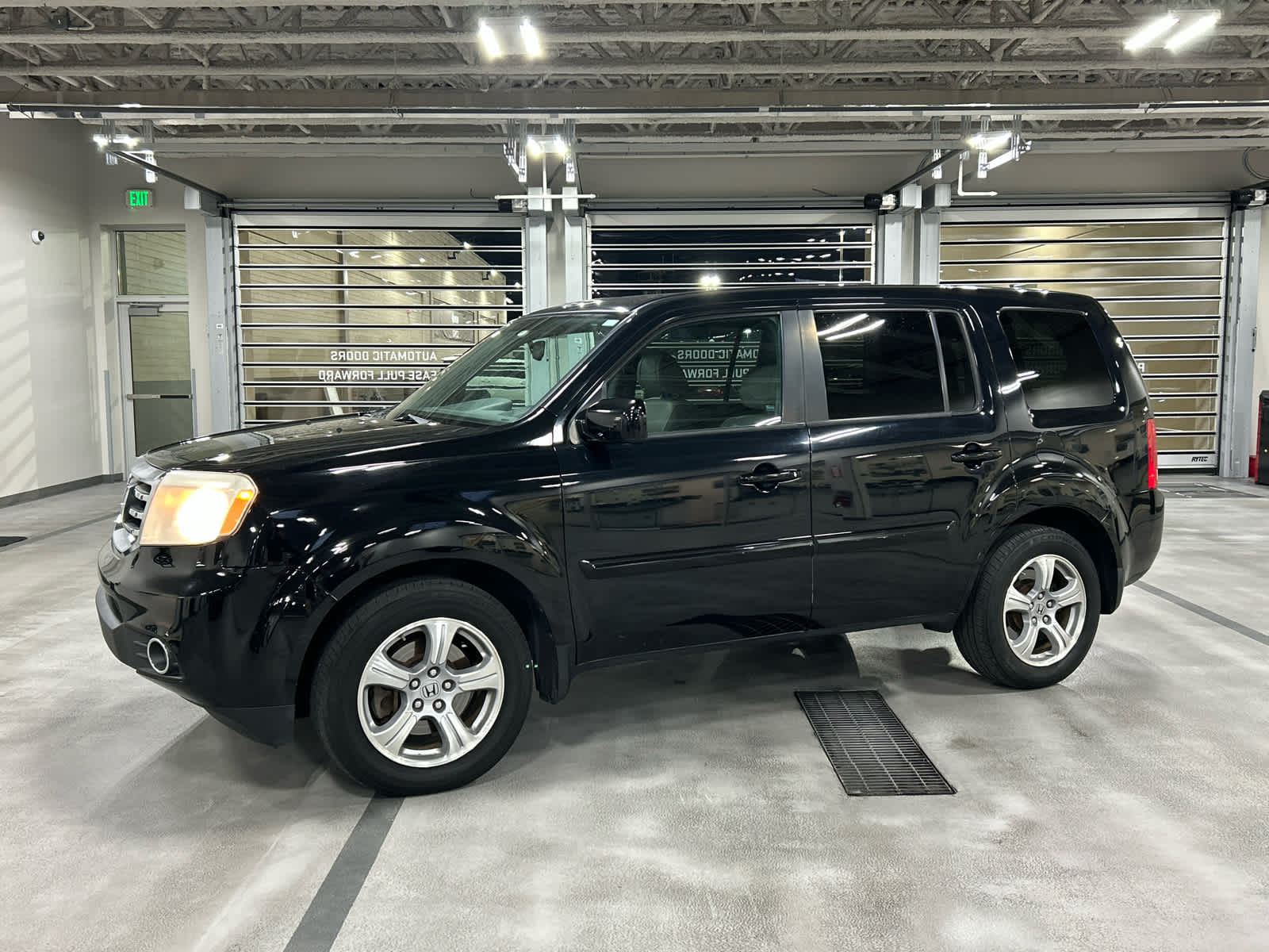 2014 Honda Pilot EX-L with DVD 4WD