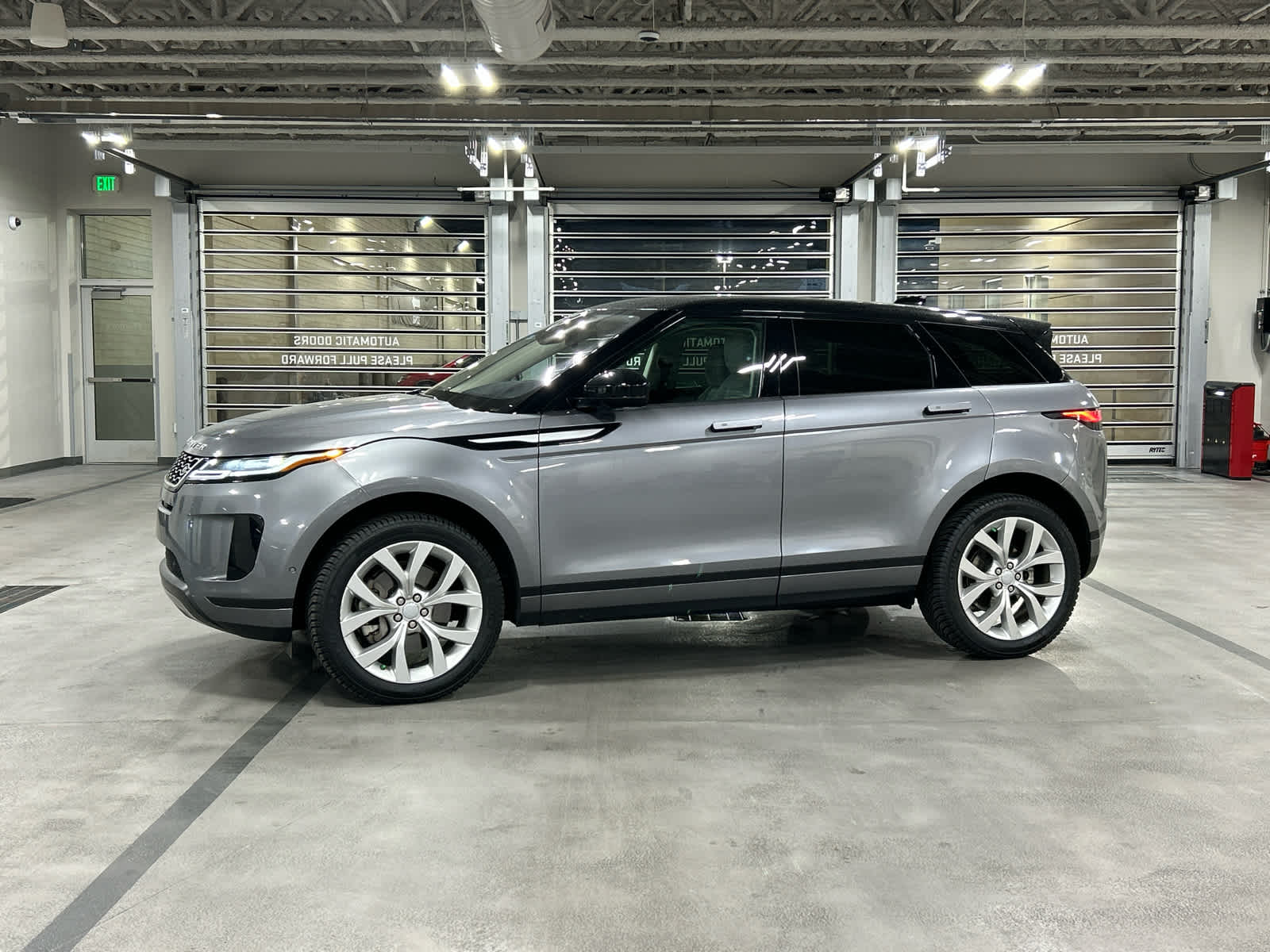 2020 Land Rover Range Rover Evoque P250 SE AWD