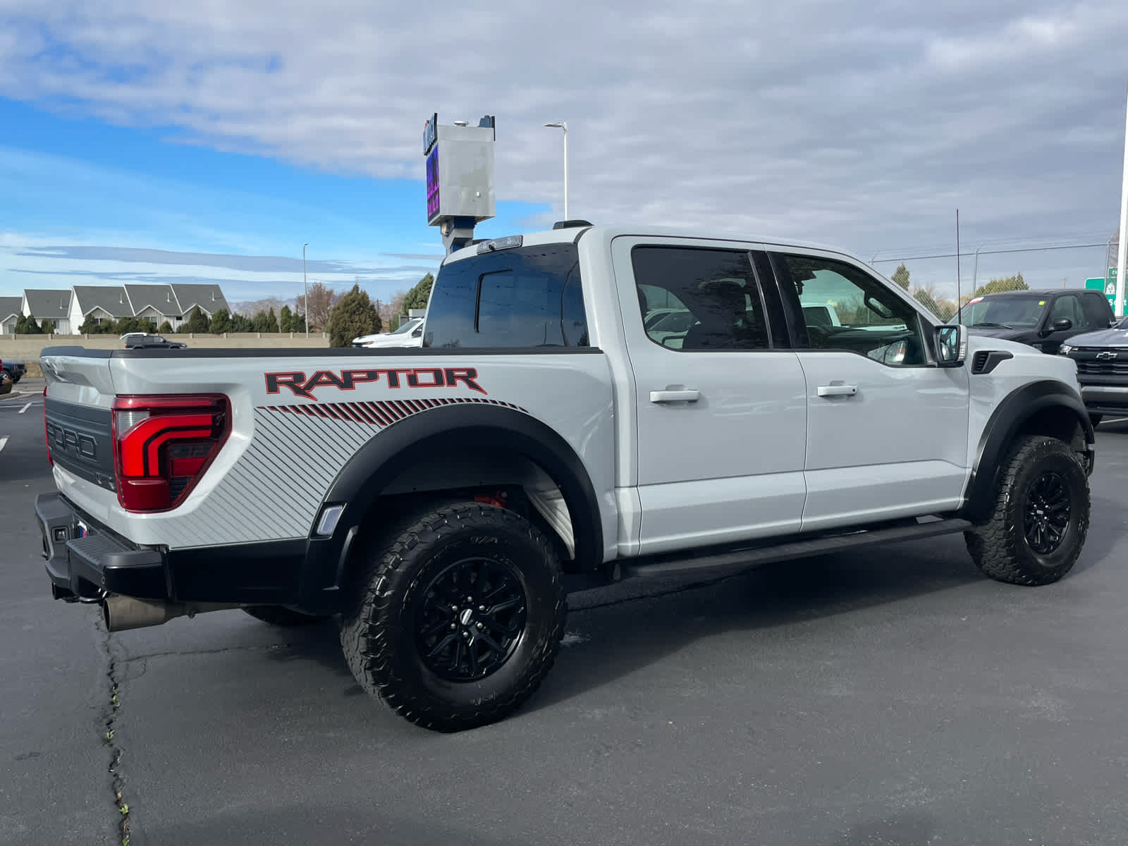 2024 Ford F-150 Raptor photo 4