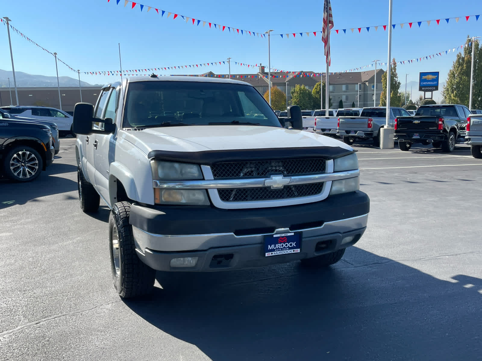 2003 Chevrolet Silverado 2500HD LS photo 2