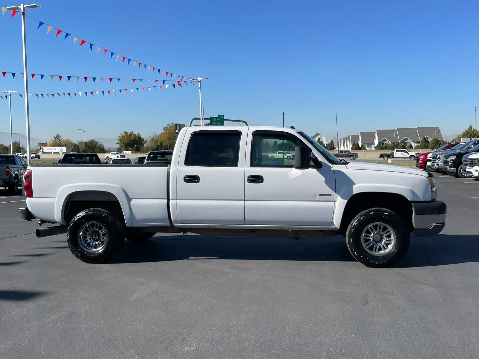 2003 Chevrolet Silverado 2500HD LS photo 4