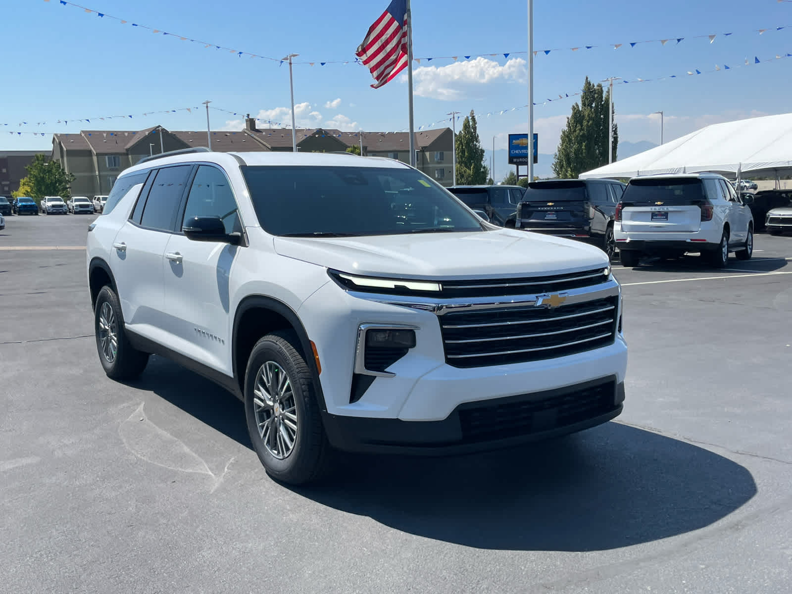 2026 Chevrolet Traverse photo 3