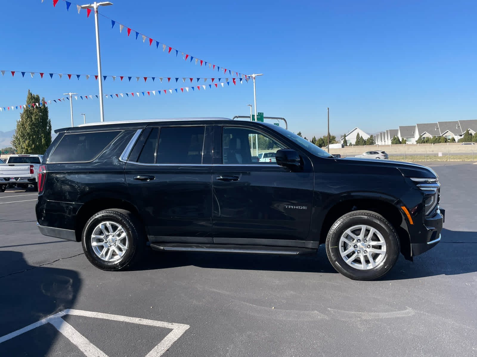 2025 Chevrolet Tahoe LT photo 3