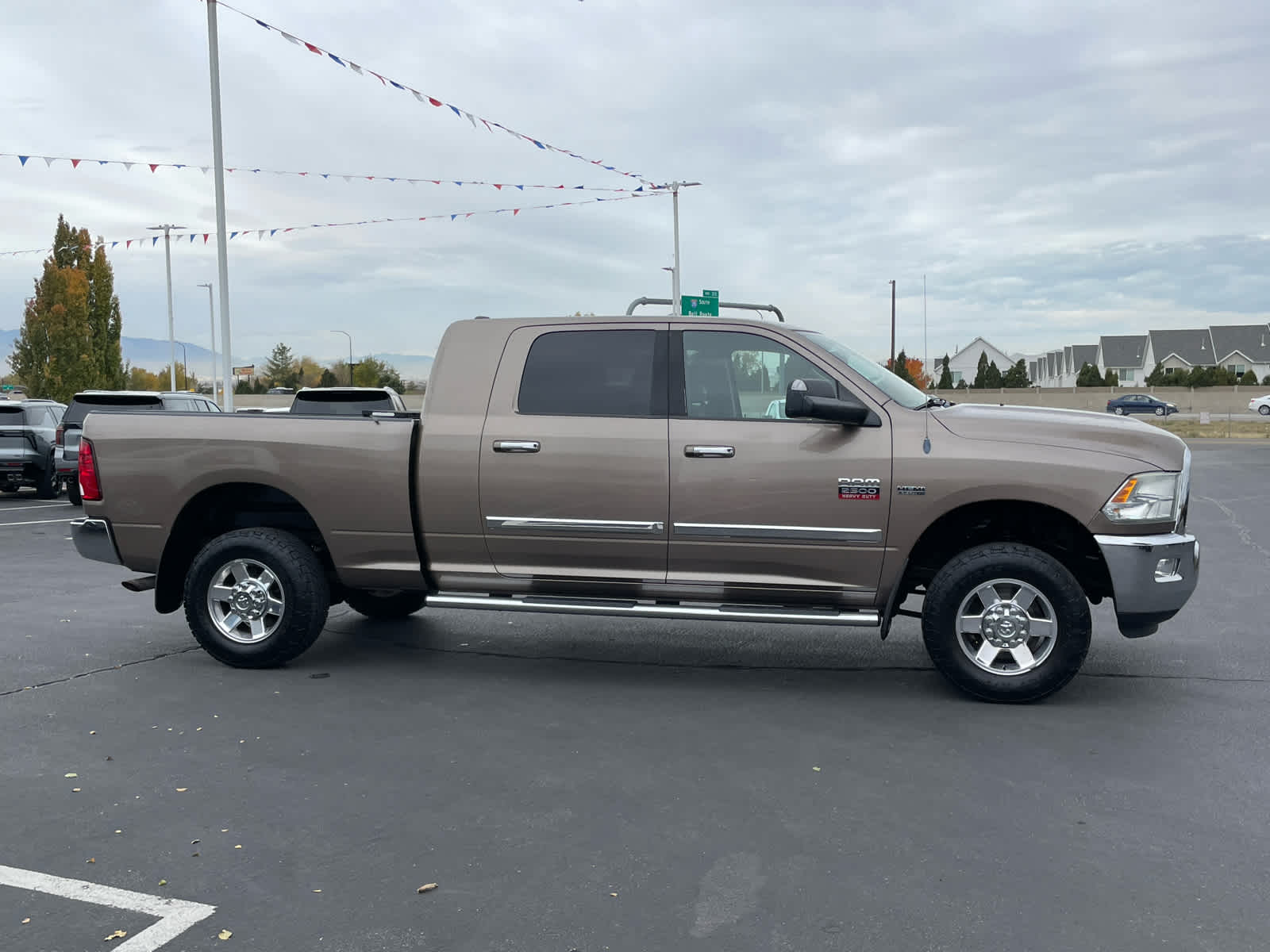 2010 Dodge Ram SLT photo 4
