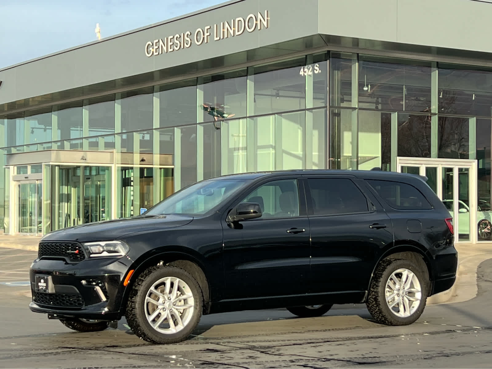 DB Black Clearcoat 2025 Dodge Durango GT AWD SUV / Crossover All-Wheel Drive 8-Speed Automatic
