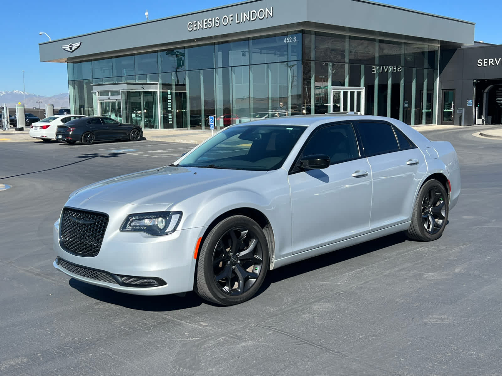 2021 Chrysler 300 Touring RWD