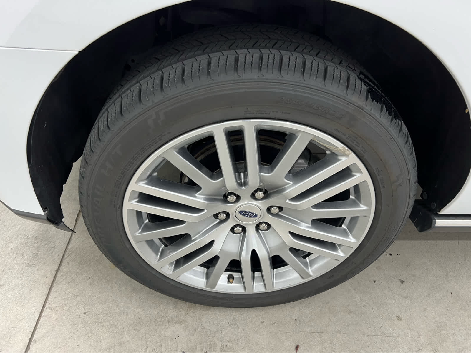 2024 Ford Expedition MAX Limited photo 2