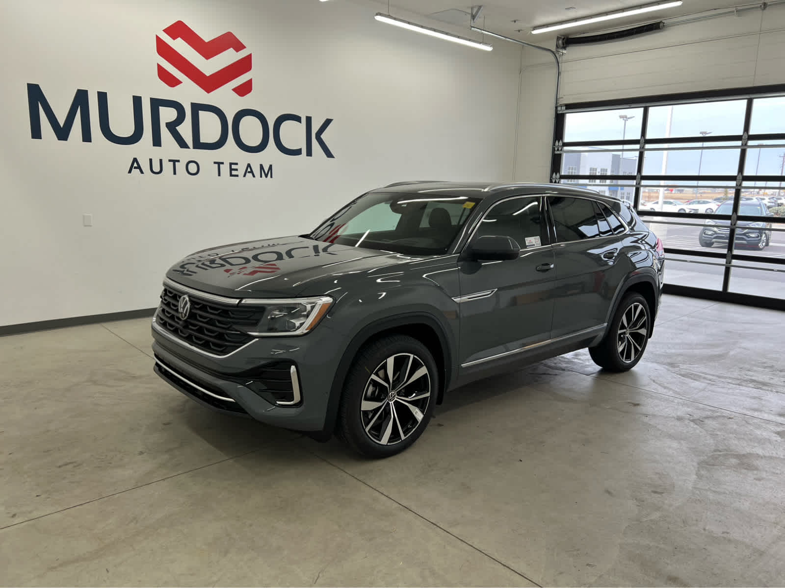 2026 Volkswagen Atlas Cross Sport SEL Premium R-Line photo 3