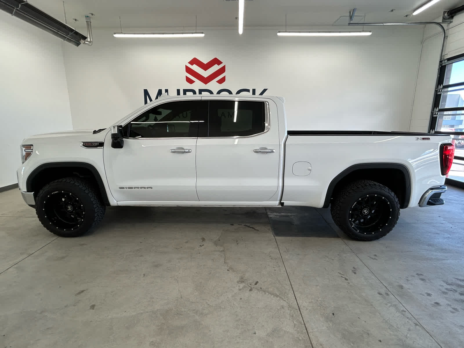 2020 Gmc Sierra 1500 SLT photo 4