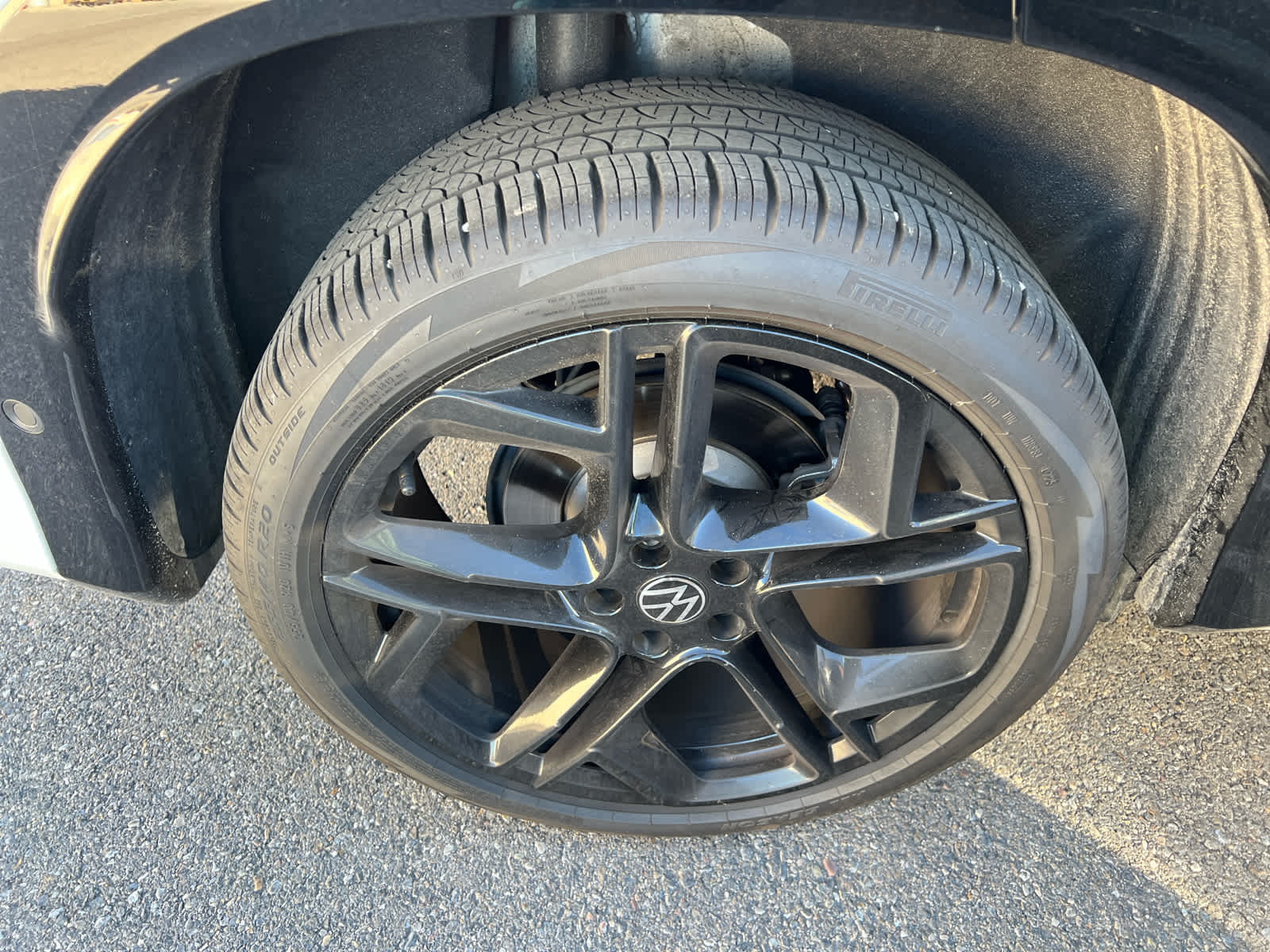 2025 Volkswagen Tiguan SE R-Line Black photo 2