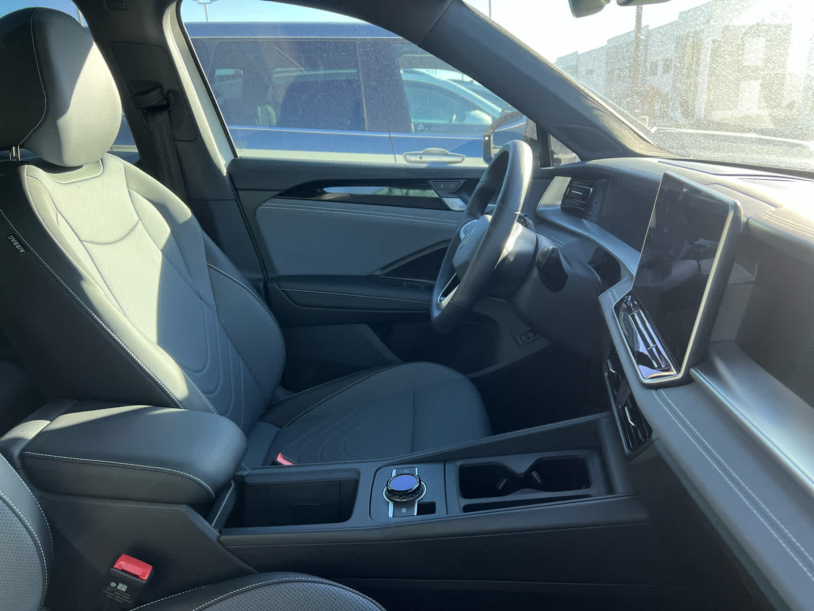 2025 Volkswagen Tiguan SE R-Line Black photo 4