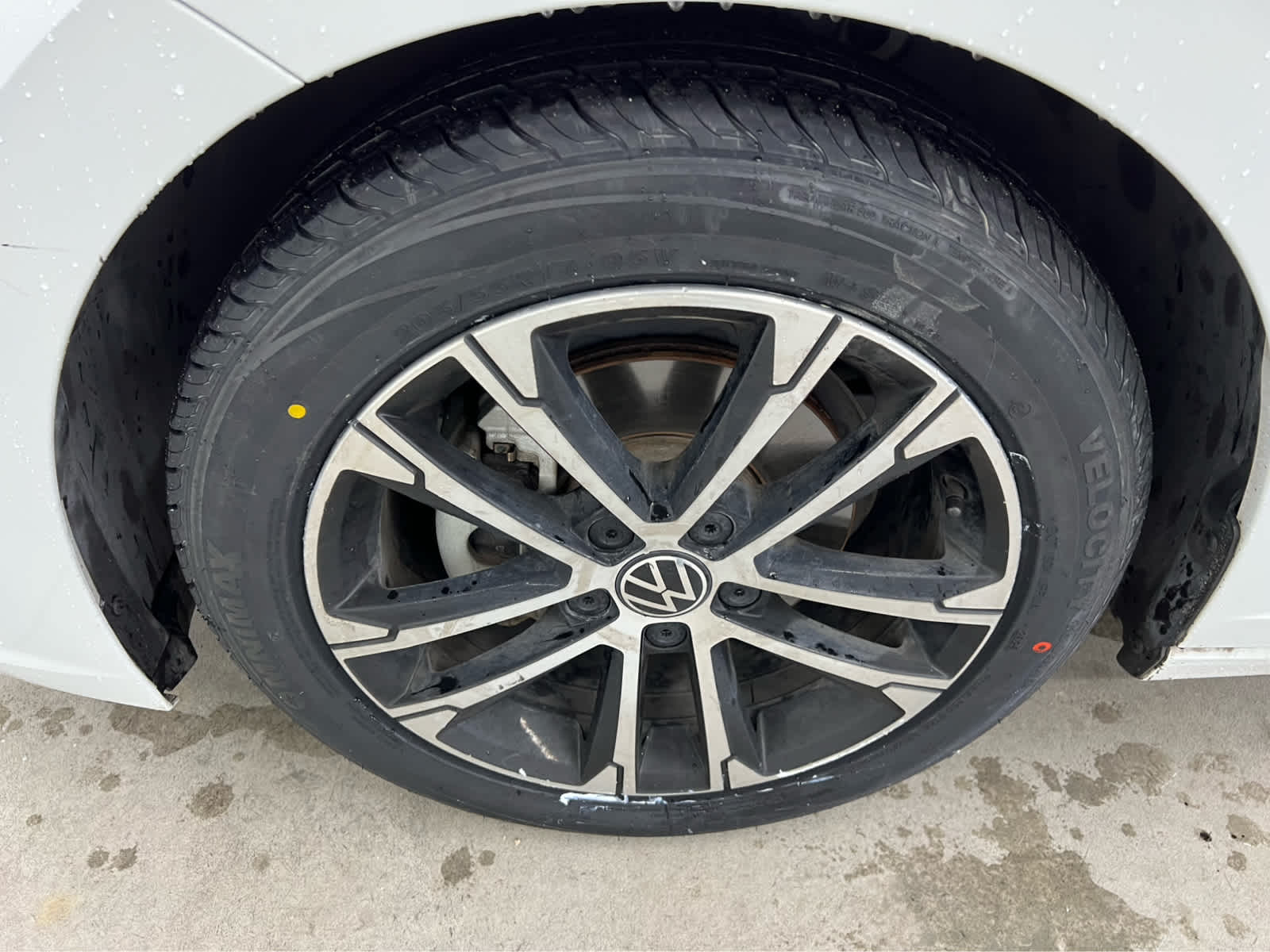 2024 Volkswagen Jetta Sport photo 3