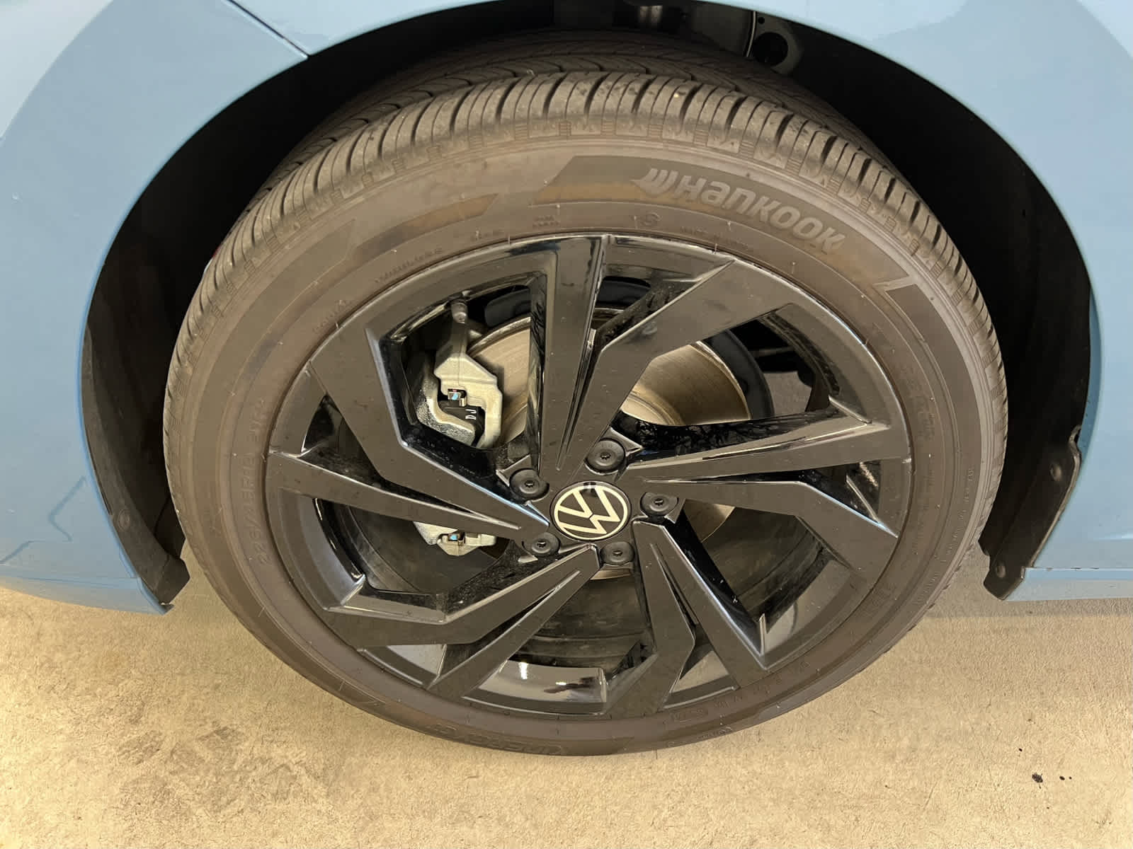 2025 Volkswagen Jetta SE photo 4