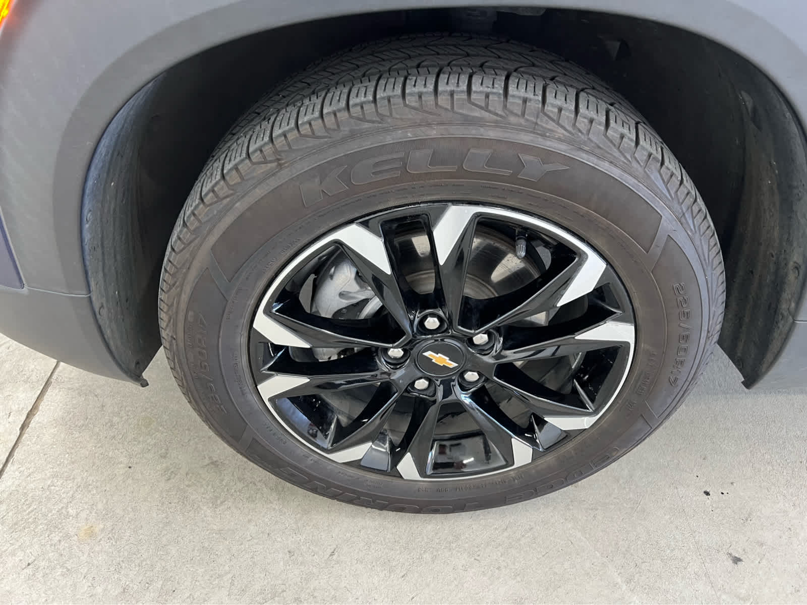 2023 Chevrolet Trailblazer LT photo 4