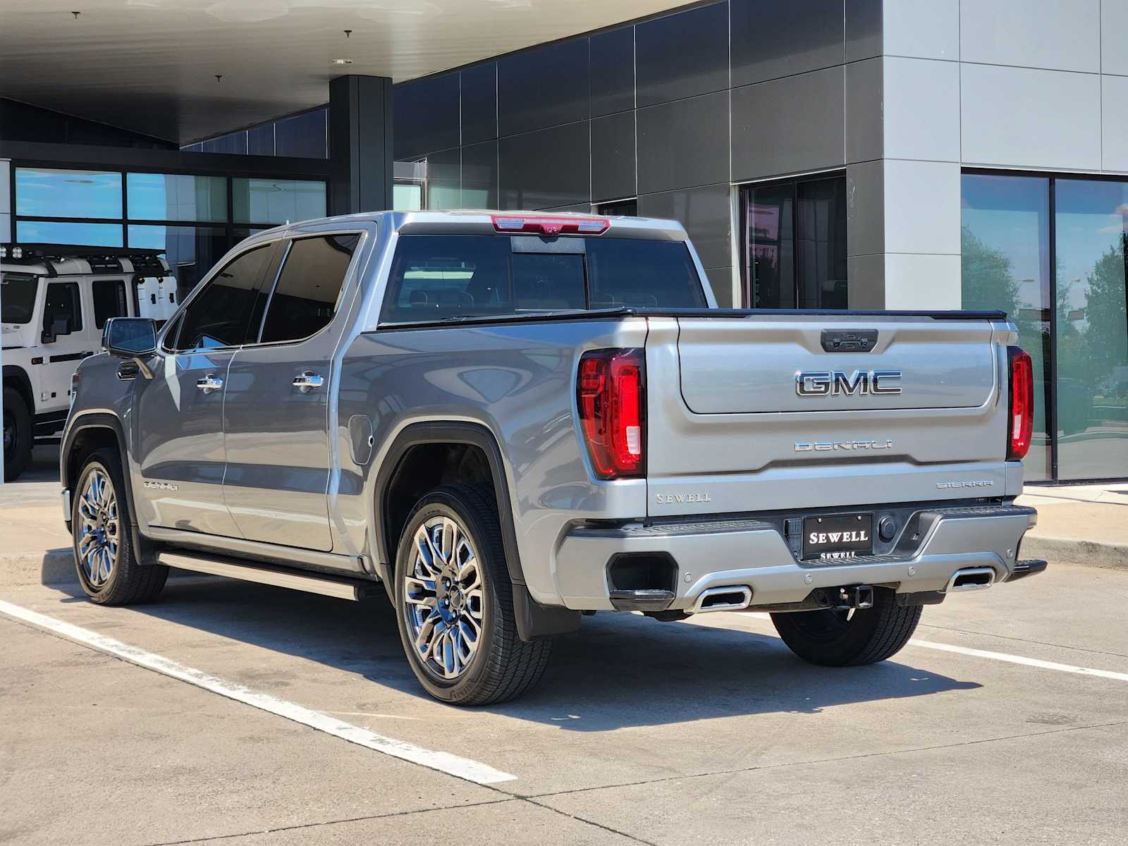 Used 2024 Sterling Metallic GMC Denali Ultimate image 5