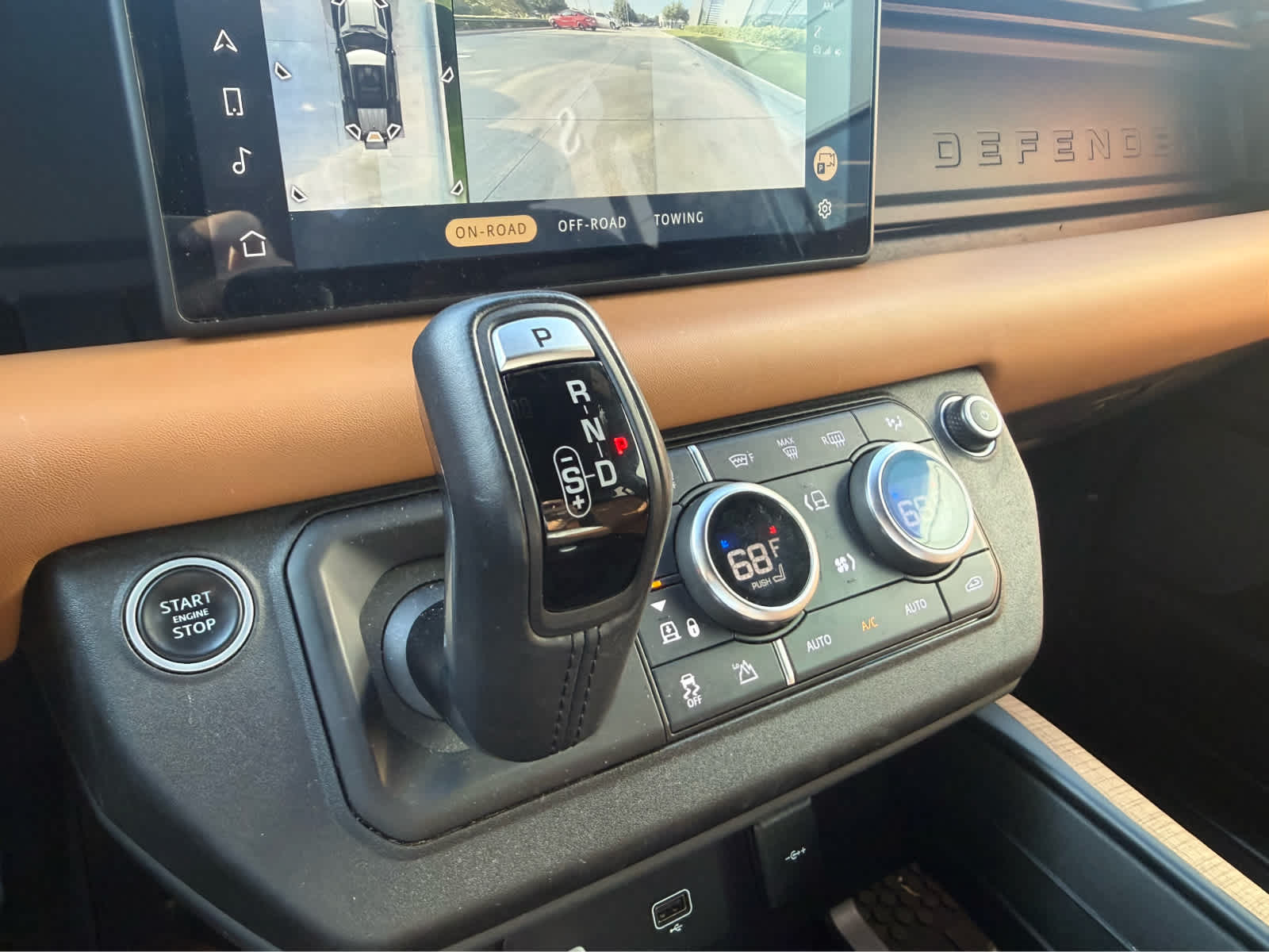 Used 2020  Land Rover X image 20