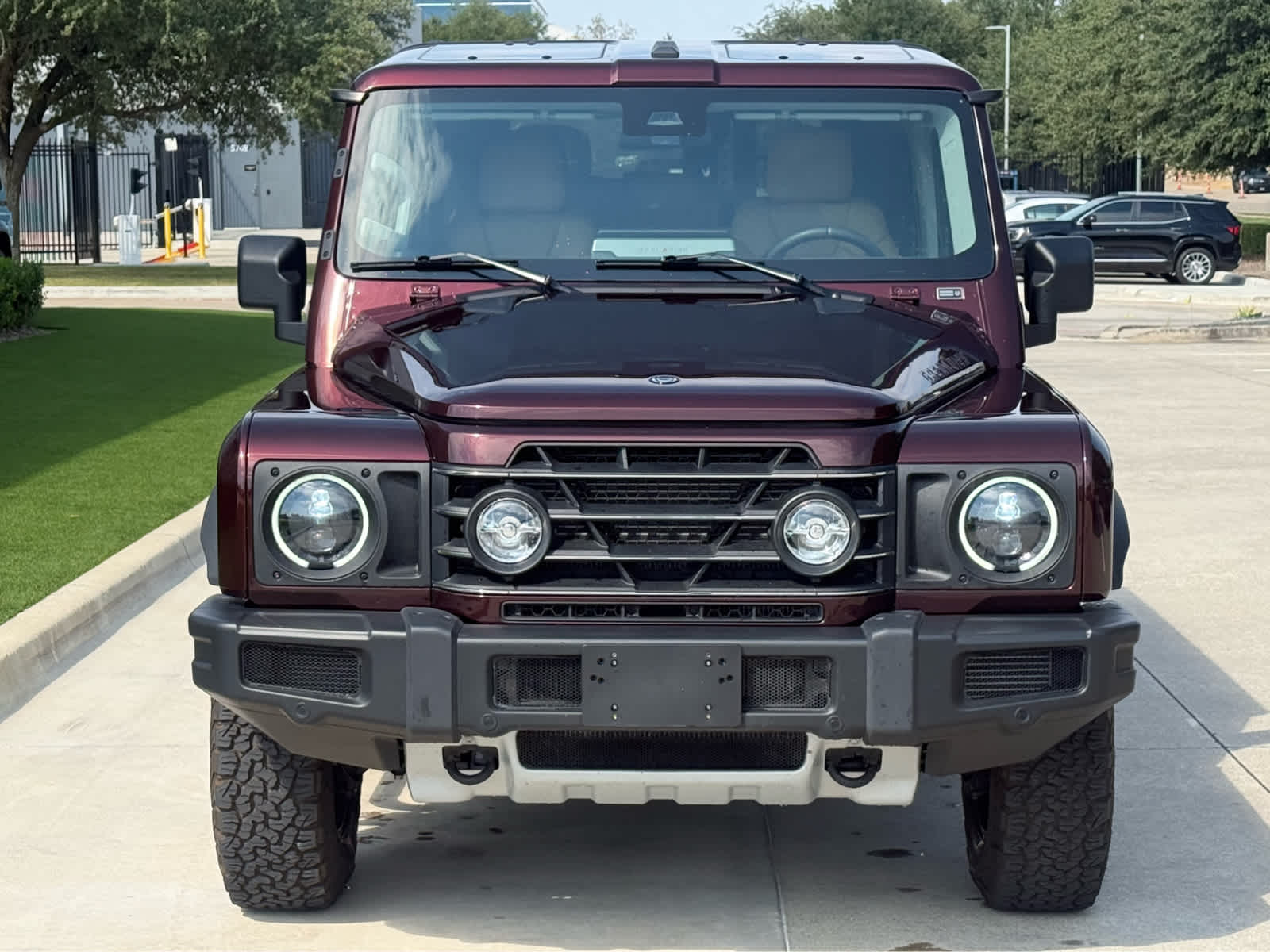 Used 2025 QUEENS RED INEOS Base 4x4 image 8