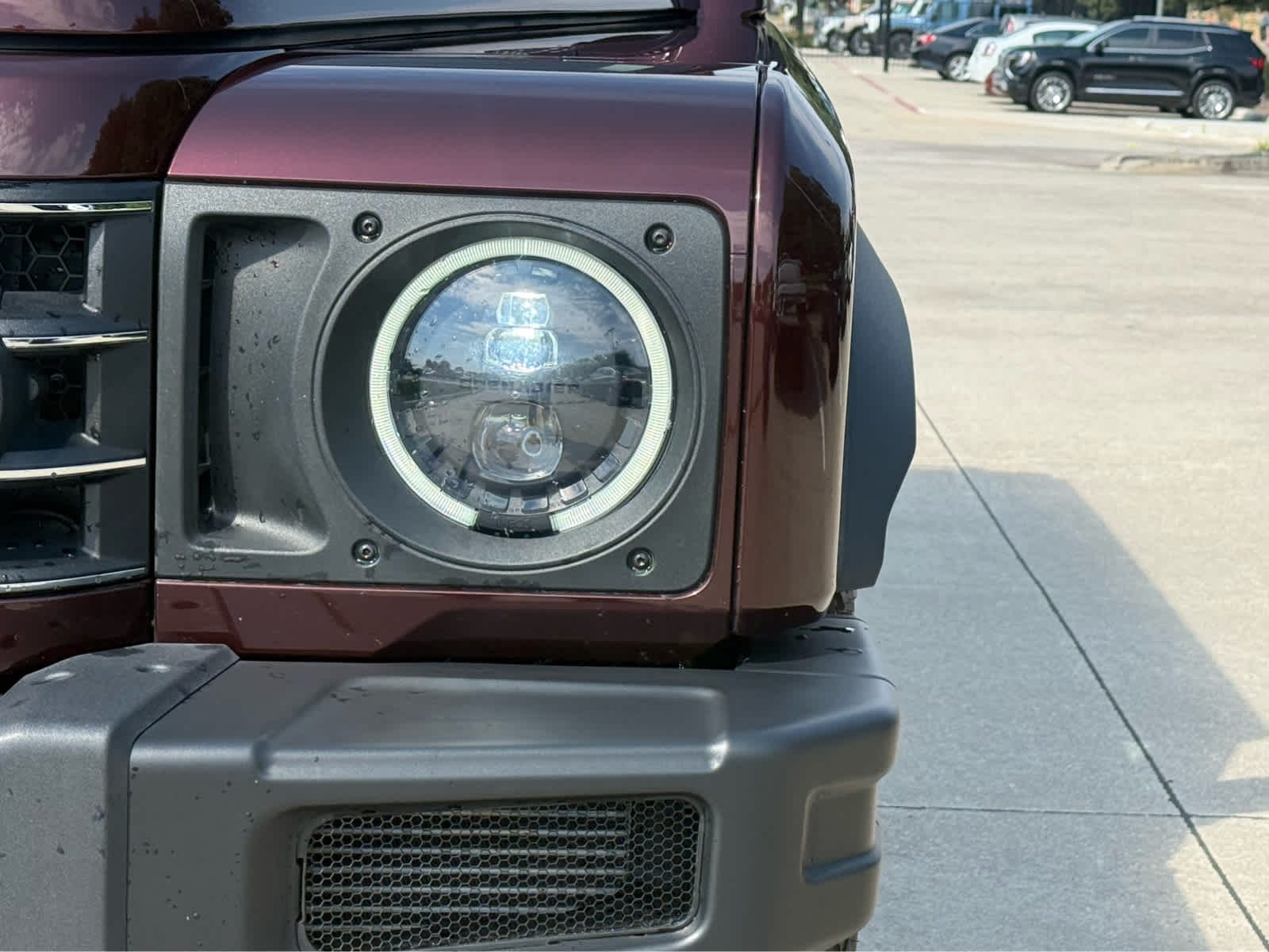 Used 2025 QUEENS RED INEOS Base 4x4 image 9