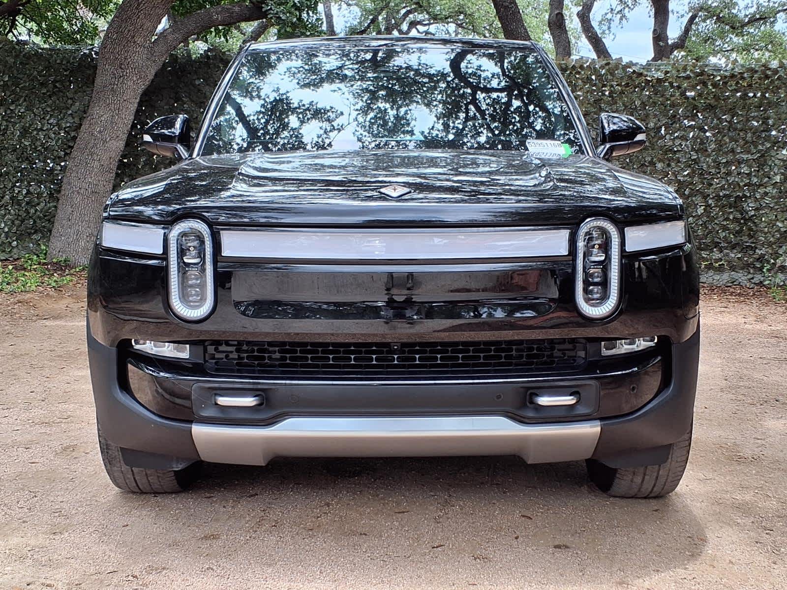 Used 2022 Midnight Rivian Adventure Package image 2