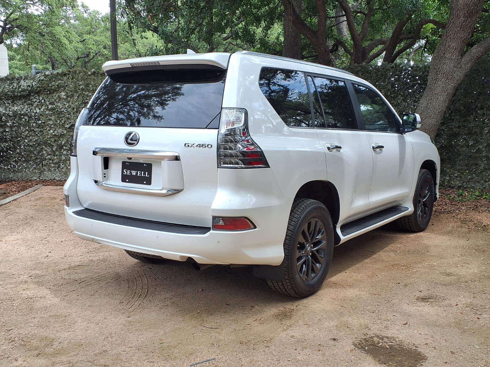 Used 2023 Eminent White Pearl Lexus Premium image 6