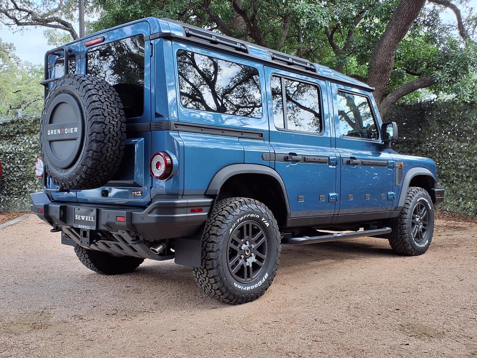 New 2026 SHALE BLUE INEOS Fieldmaster Edition image 6