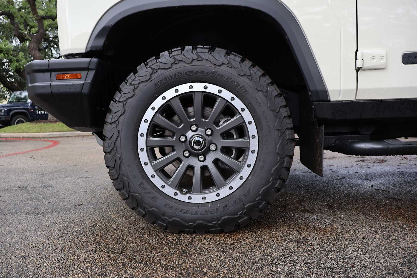 New 2026 SCOTTISH WHITE INEOS Fieldmaster Edition image 2