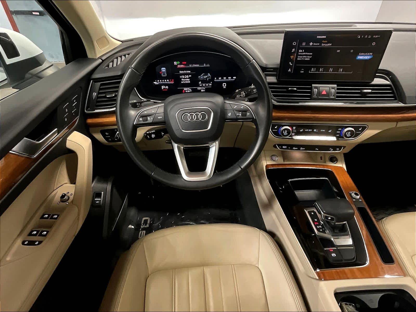 View vehicle photo 5