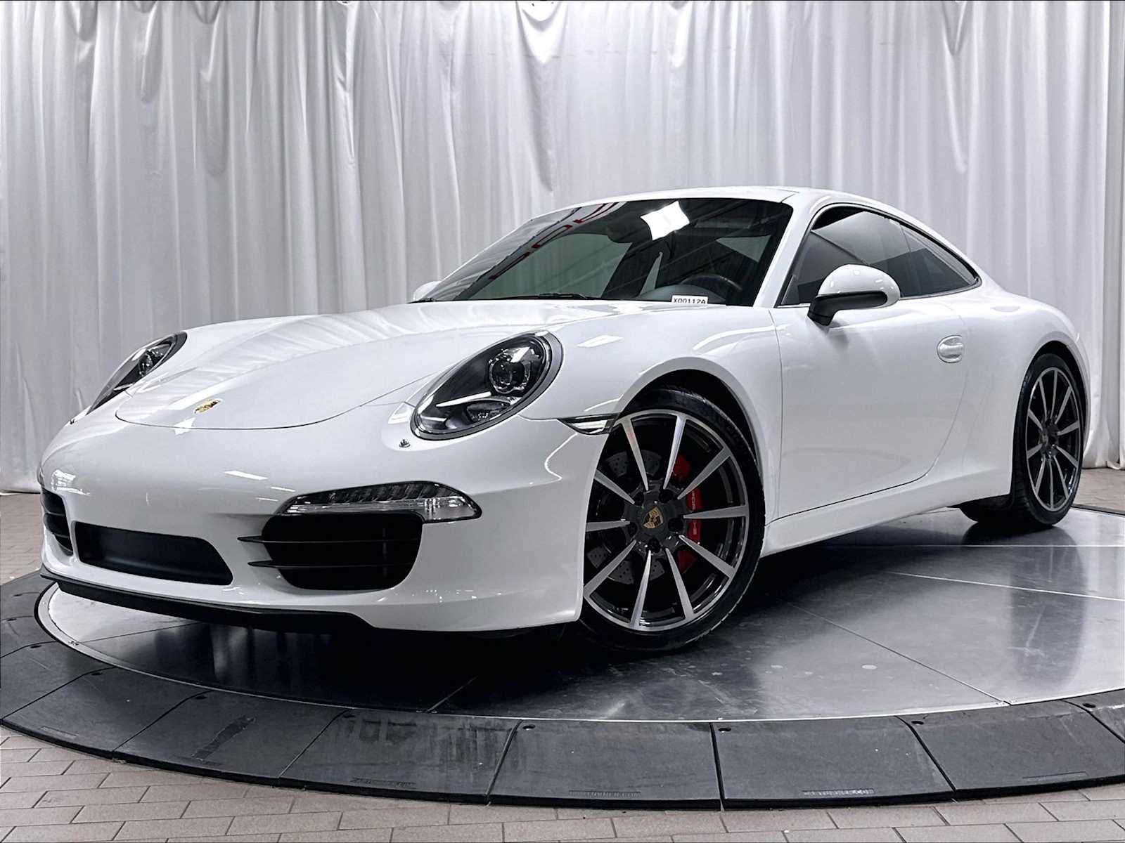 White 2013 Porsche 911 Coupe Rear-Wheel Drive Automatic