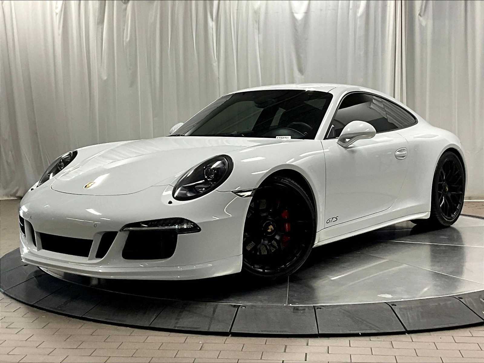 Carrera White Metallic 2016 Porsche 911 Carrera GTS Coupe RWD Coupe Rear-Wheel Drive 7-Speed Automatic