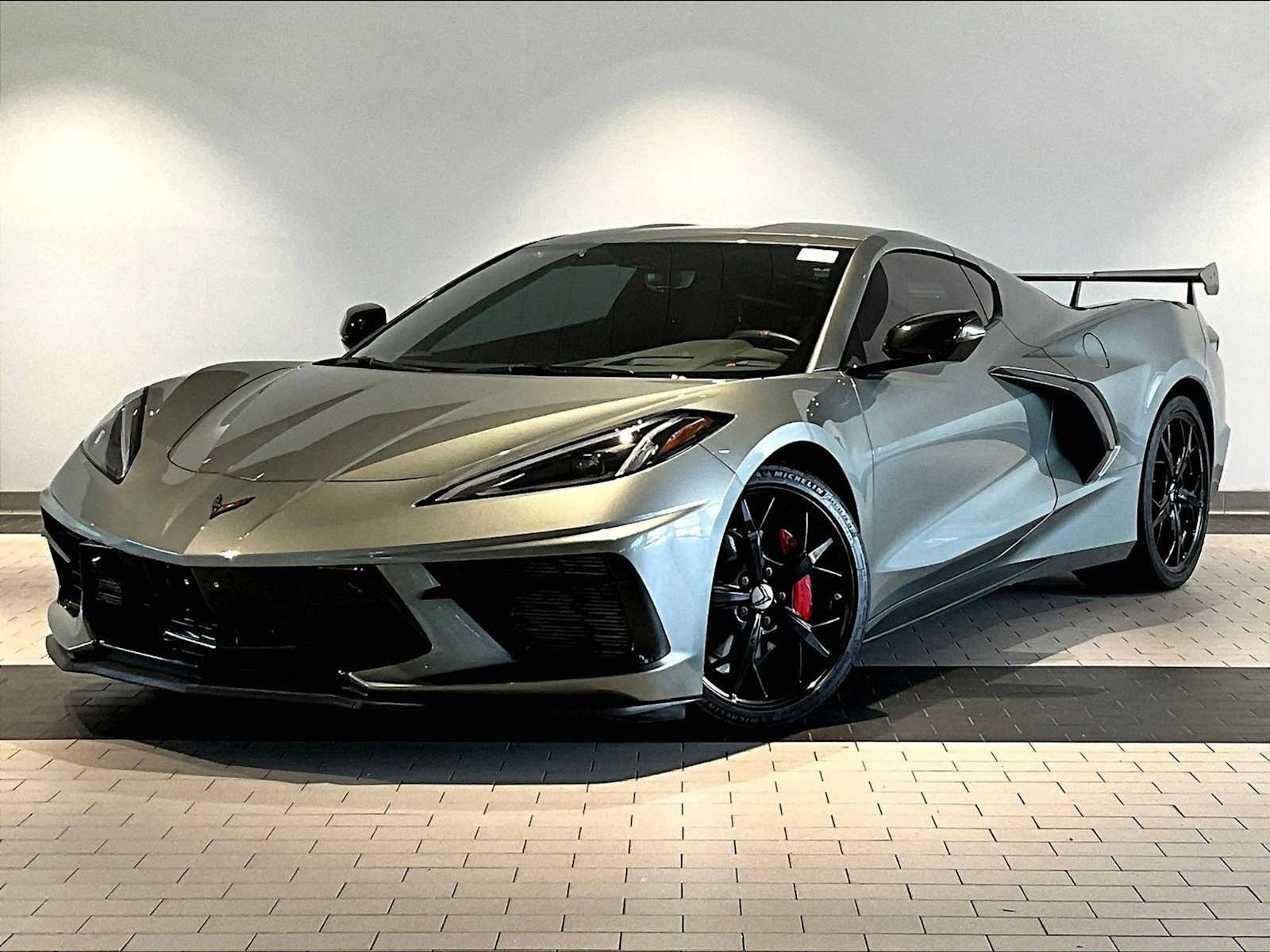 Hypersonic Gray Metallic 2022 Chevrolet Corvette Stingray 2LT Coupe RWD Coupe Rear-Wheel Drive 8-Speed Automatic