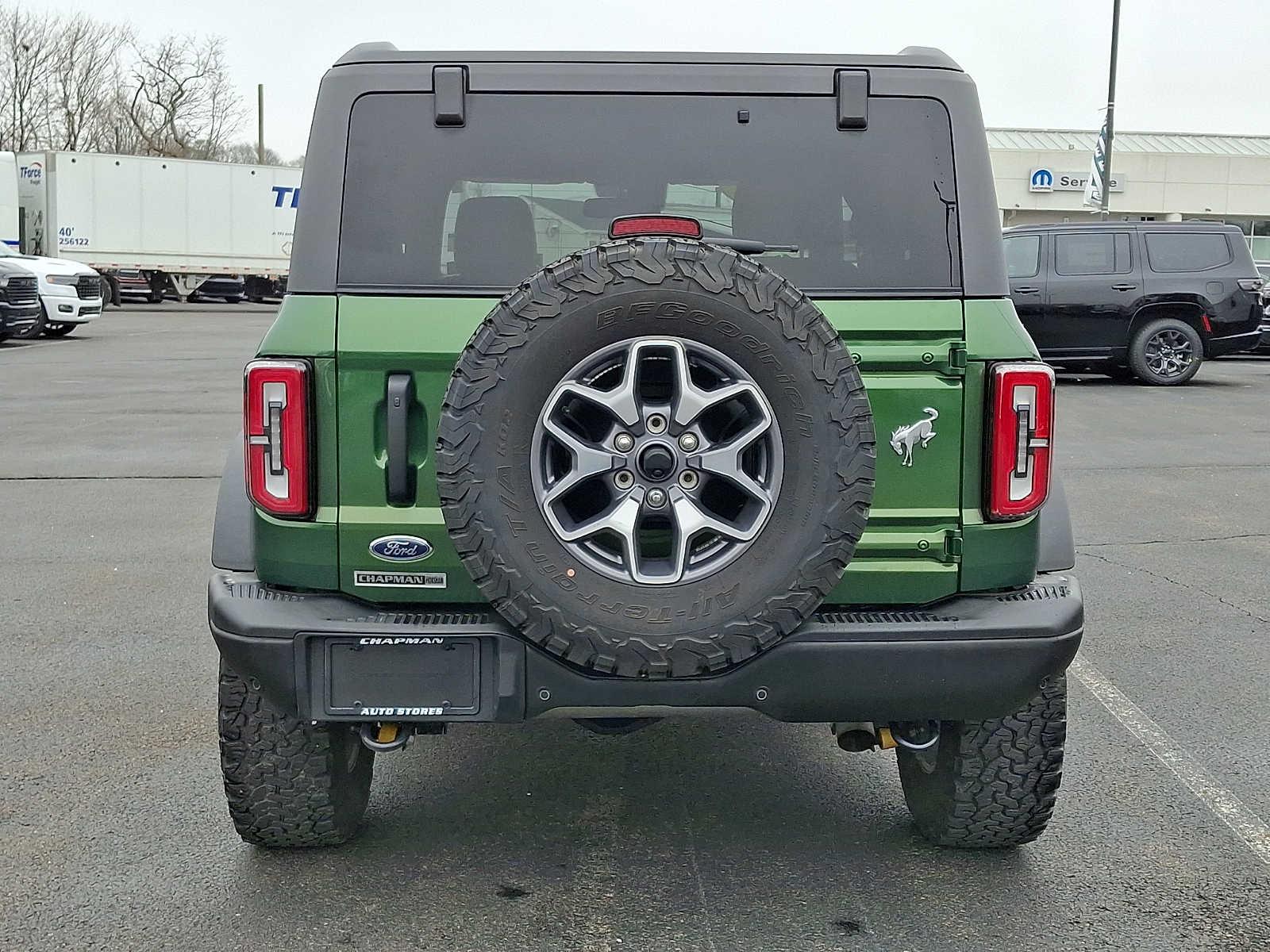 View vehicle photo 5