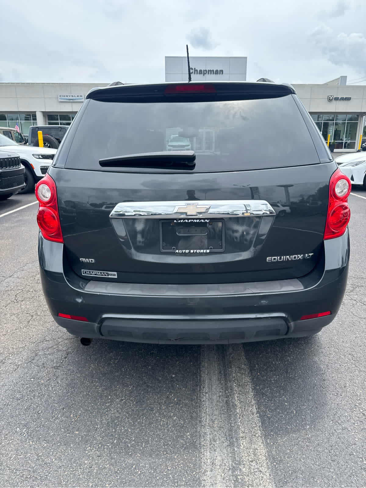 View vehicle photo 6
