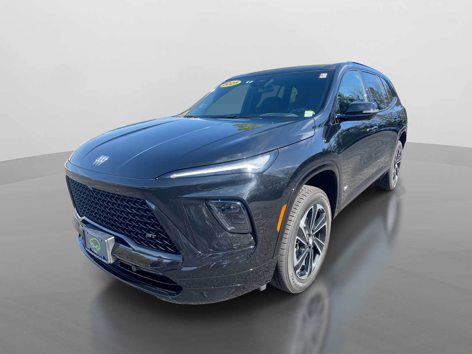 Black (Ebony Twilight Metallic) 2025 Buick Enclave SUV / Crossover Four-Wheel Drive 8-Speed Automatic
