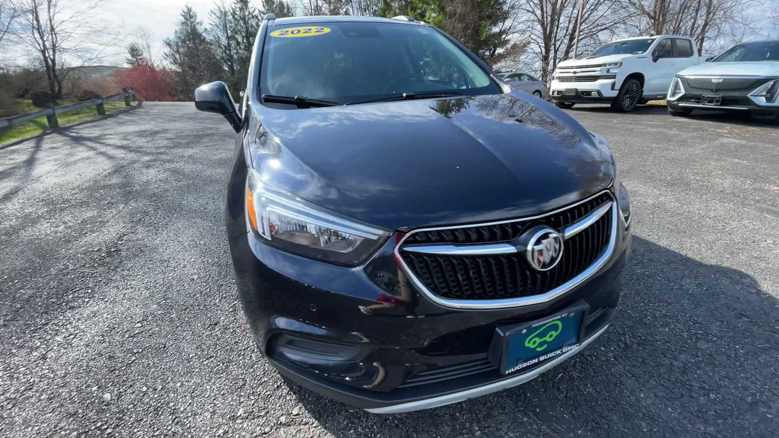 View vehicle photo 4