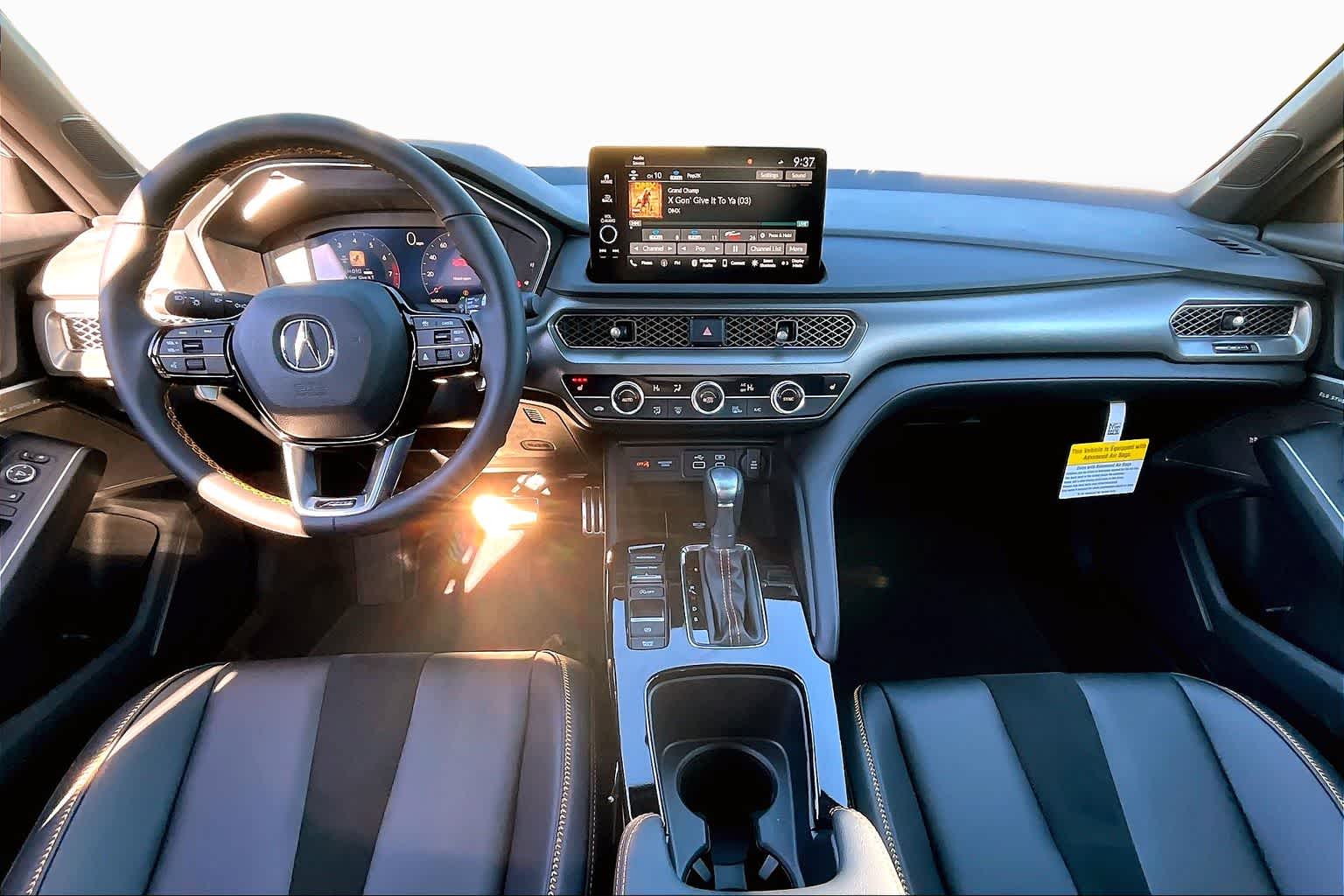 View vehicle photo 5