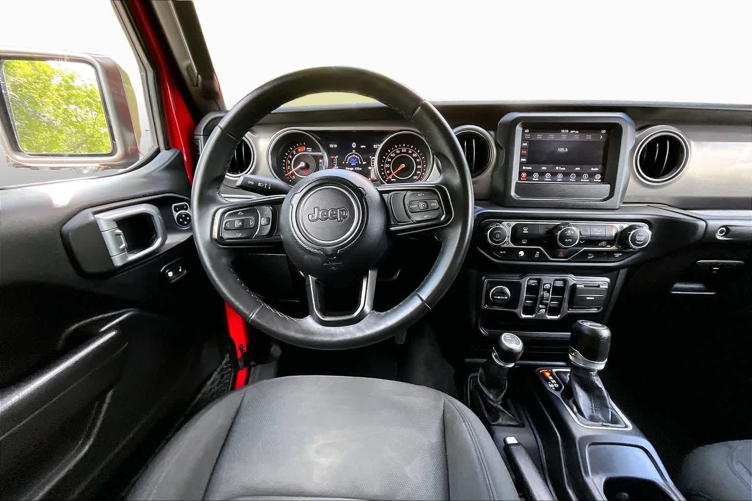 View vehicle photo 6