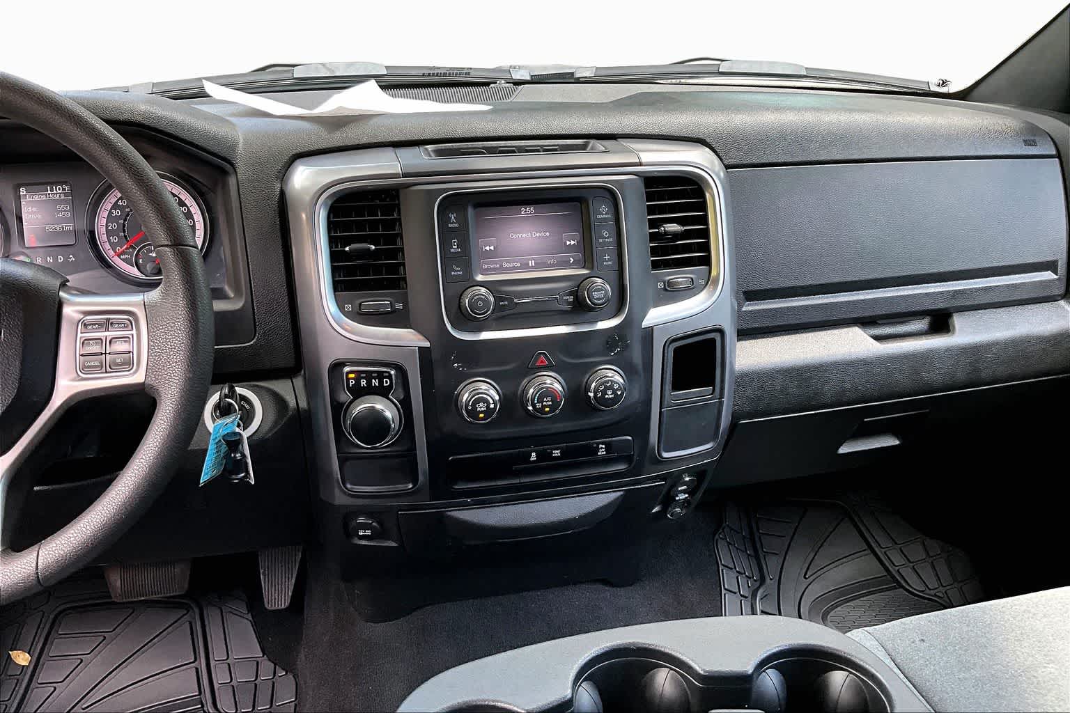 View vehicle photo 7