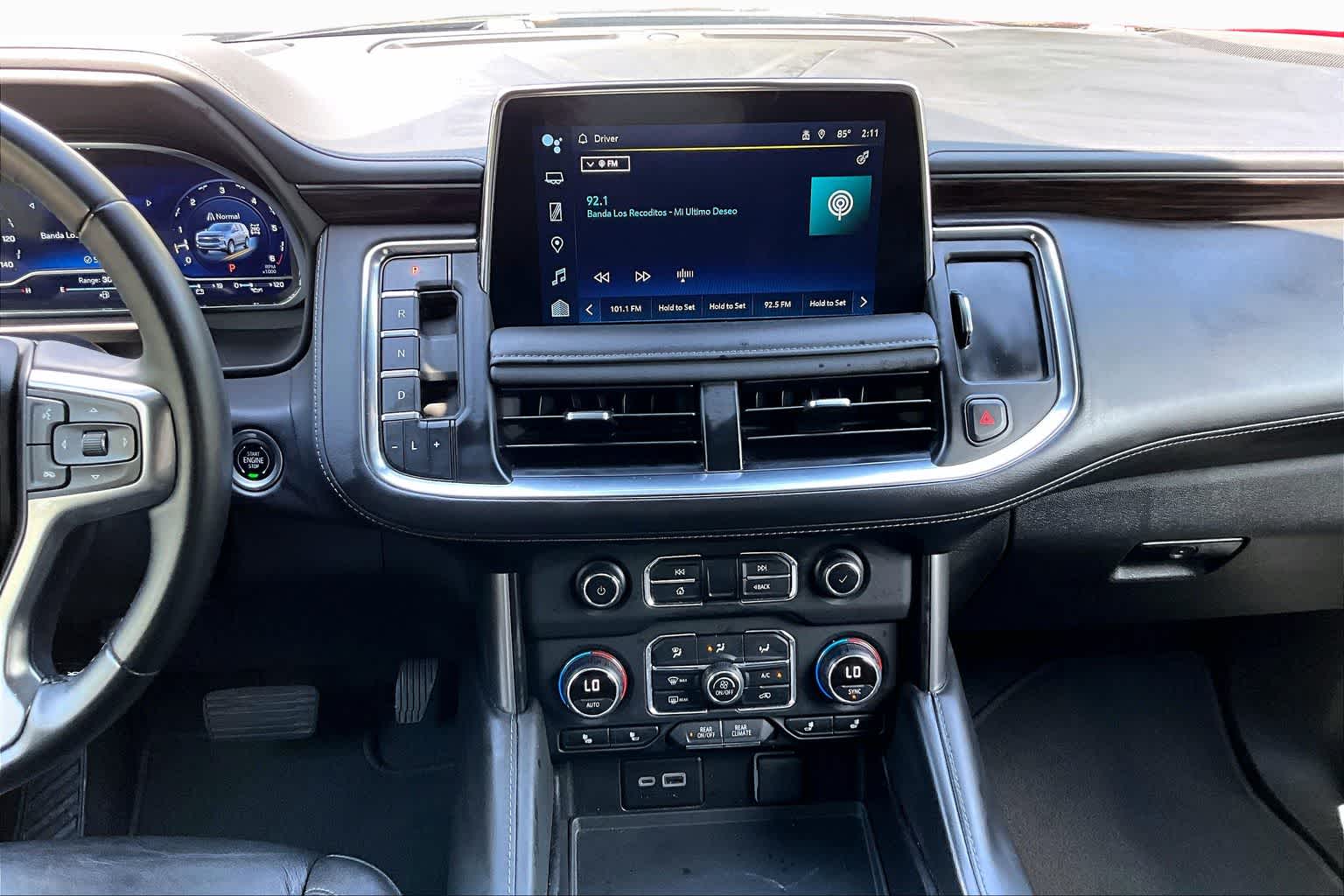 View vehicle photo 7