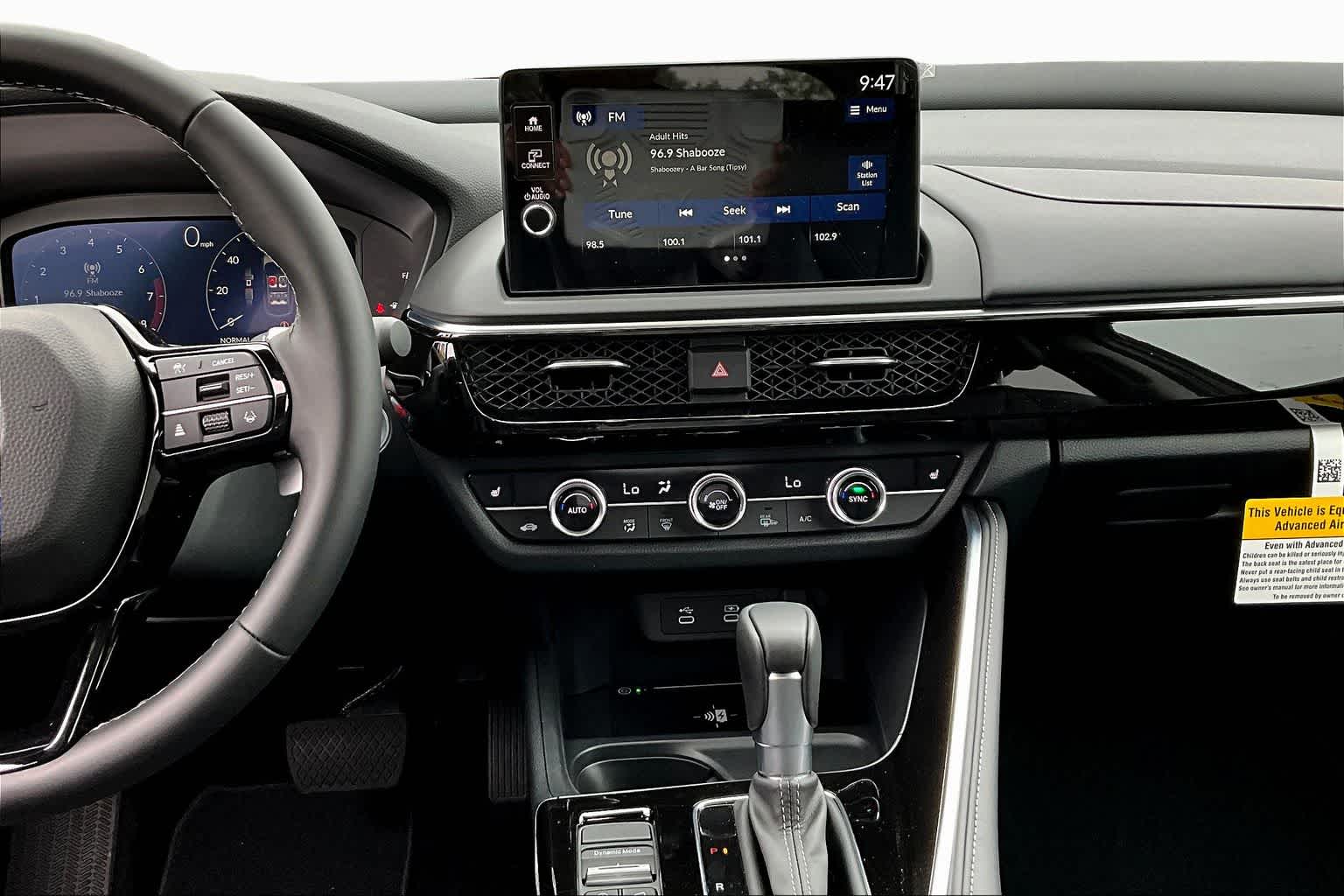 View vehicle photo 6