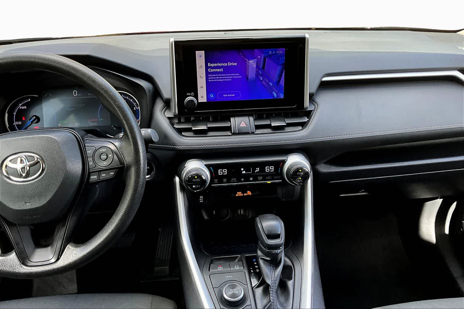 View vehicle photo 7