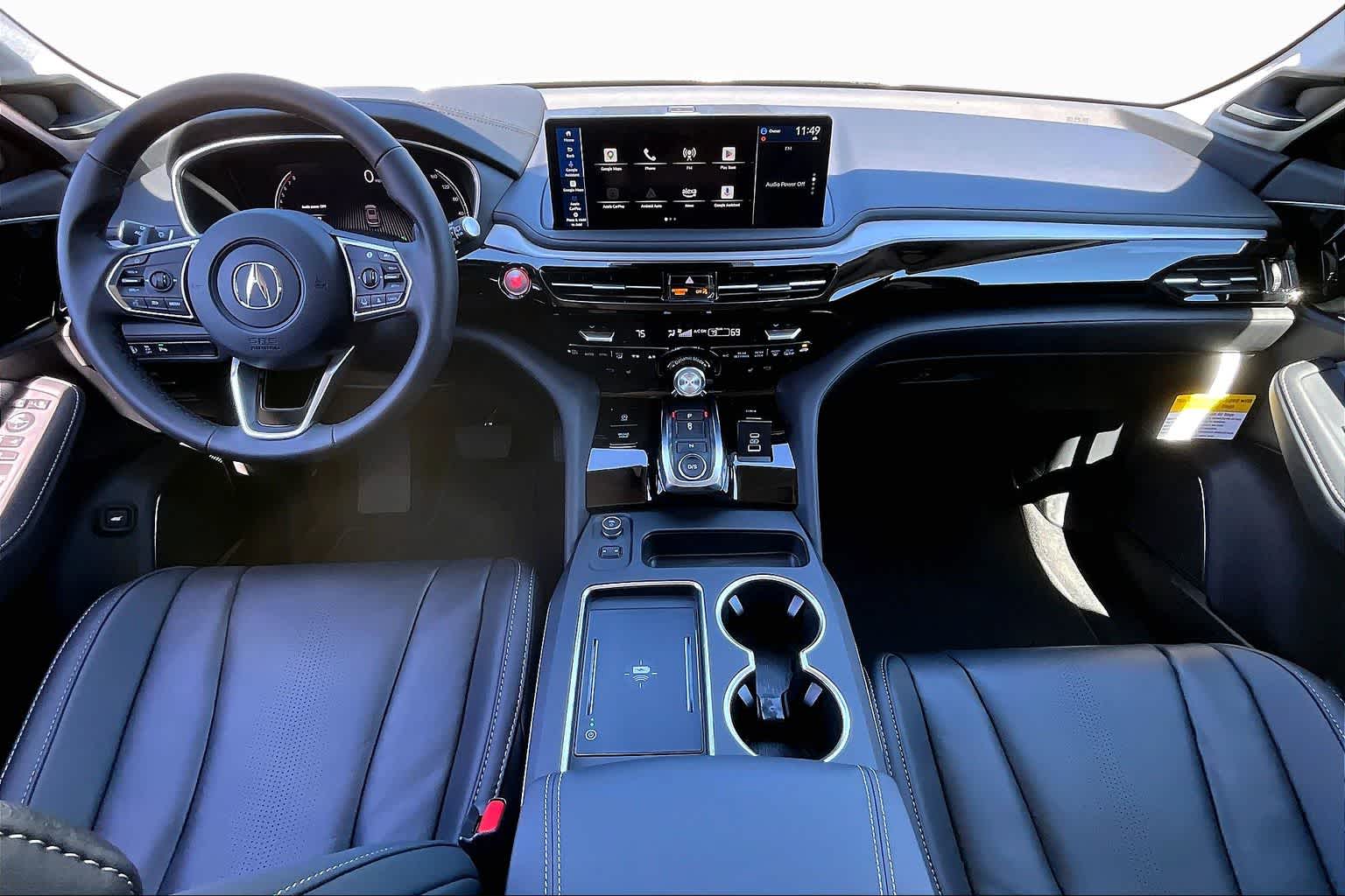 View vehicle photo 5