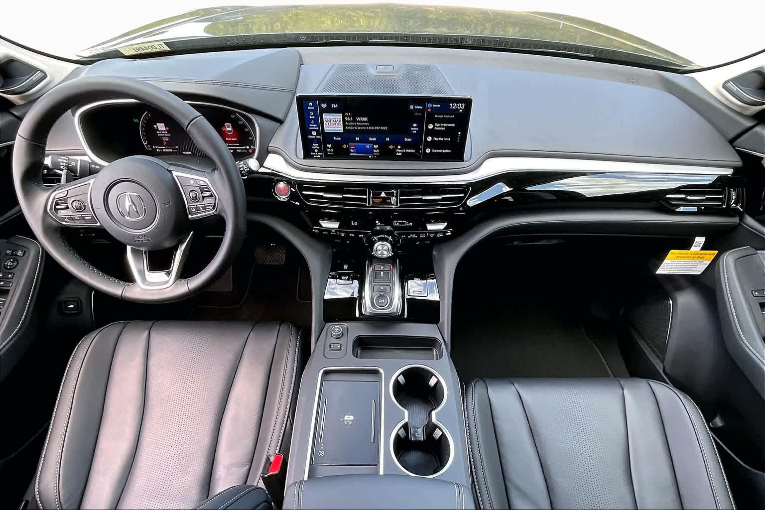 View vehicle photo 5