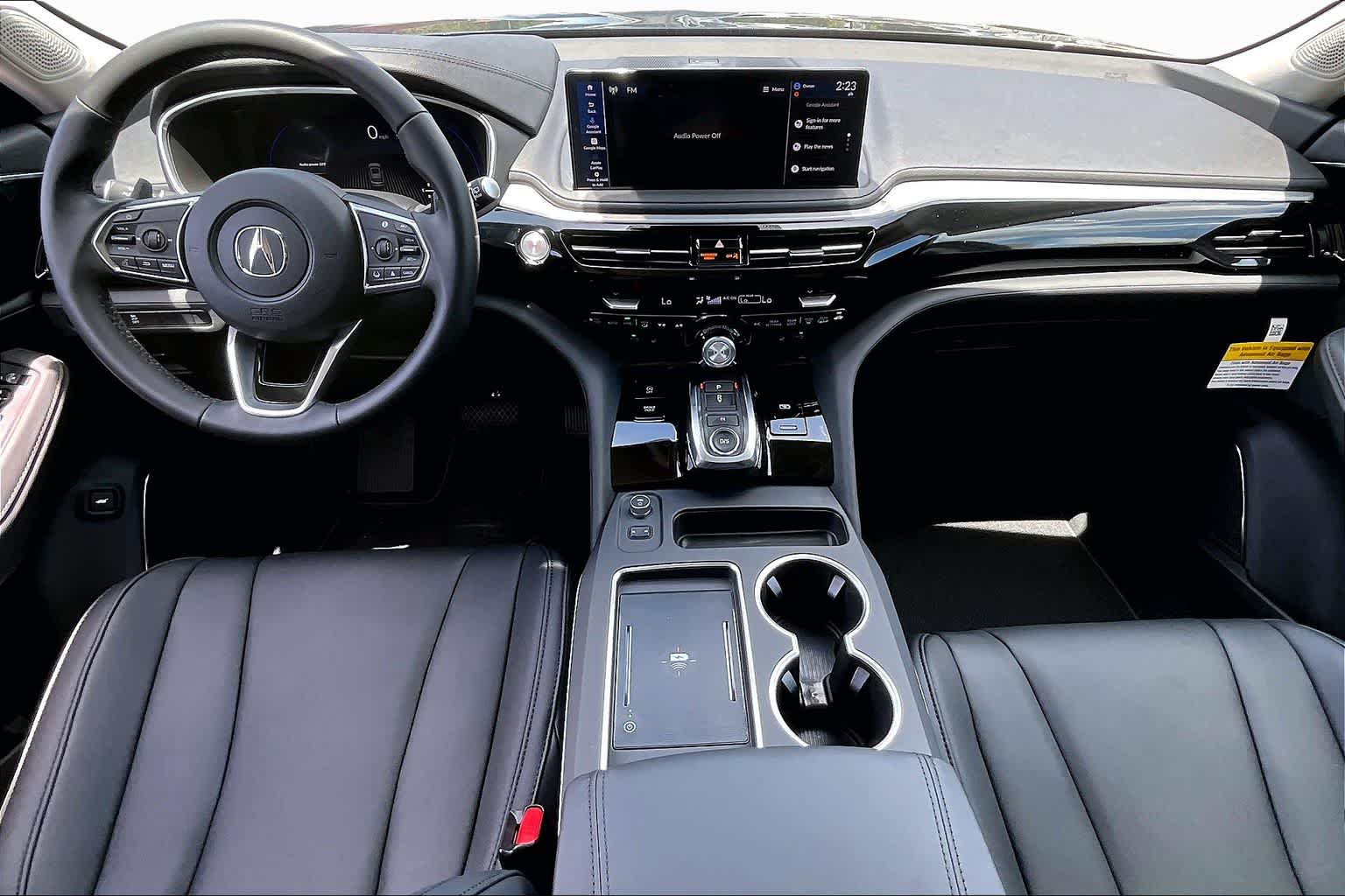 View vehicle photo 5