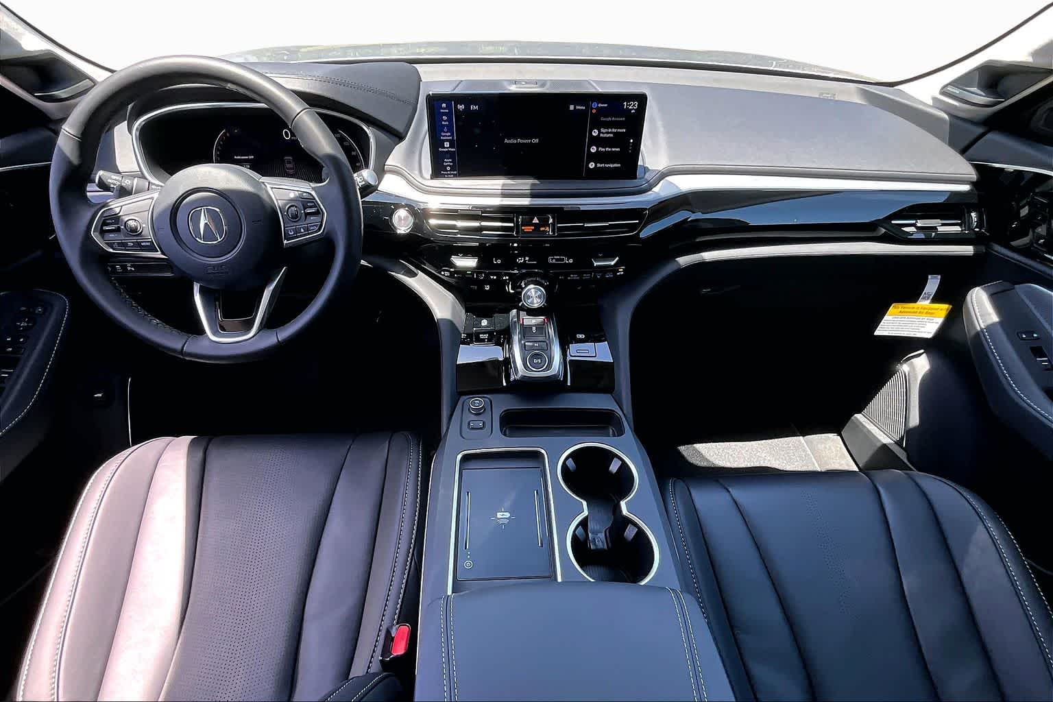 View vehicle photo 5