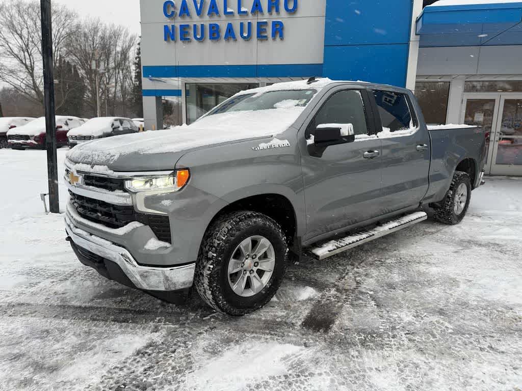 2025 Chevrolet Silverado 1500 LT Crew Cab 4WD