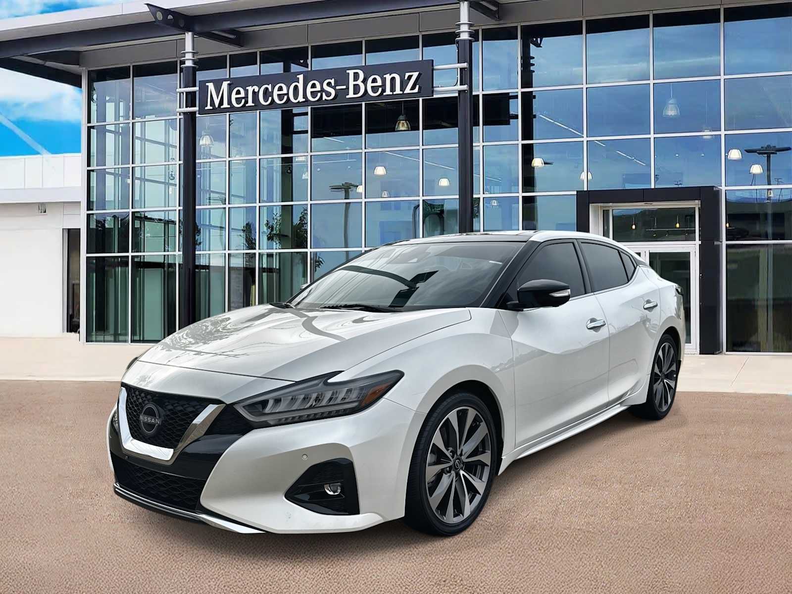 Pearl White Tricoat 2023 Nissan Maxima Platinum FWD Sedan Front-Wheel Drive Continuously Variable Transmission