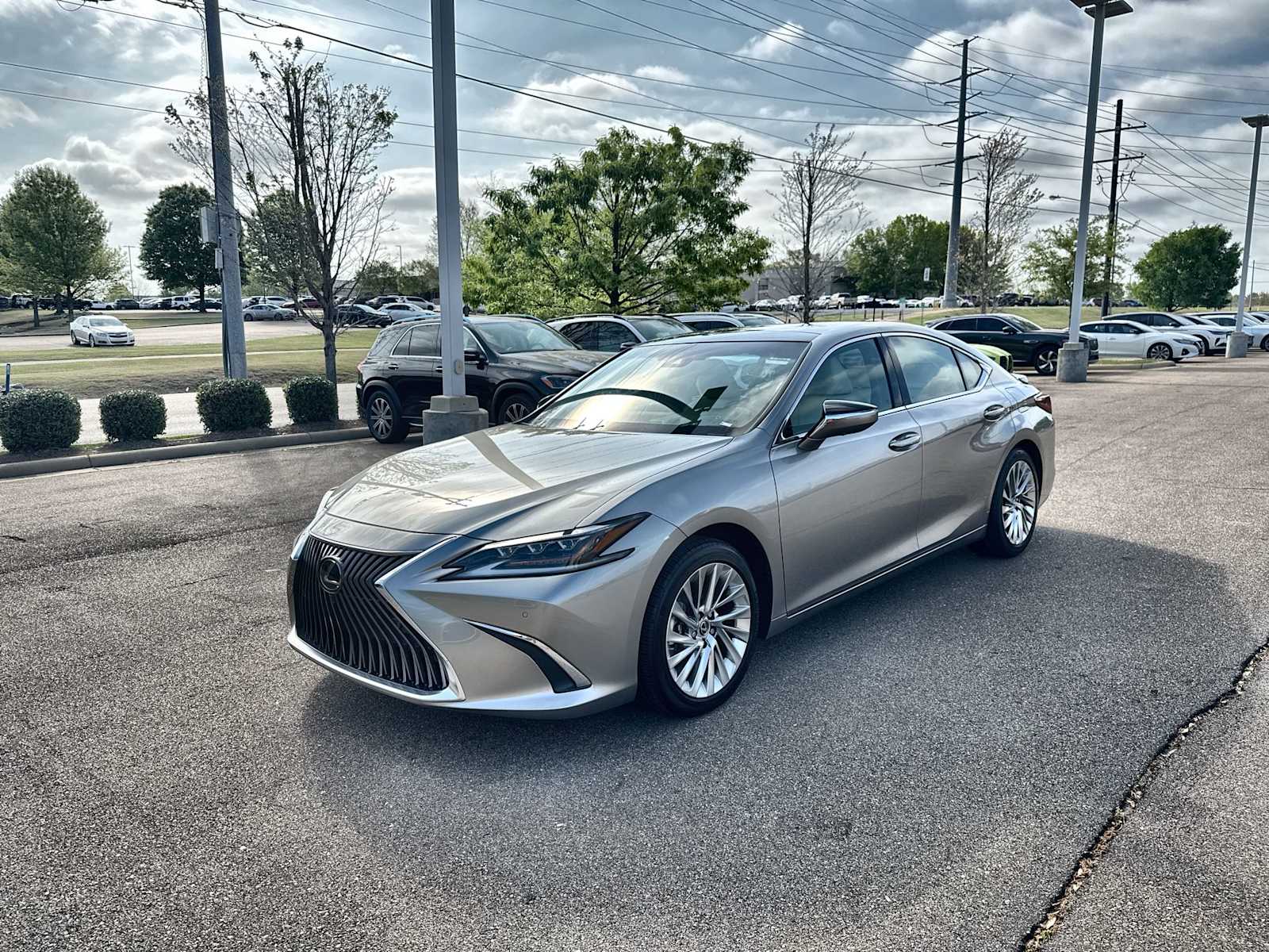 Atomic Silver 2021 Lexus ES 350 Ultra Luxury FWD Sedan Front-Wheel Drive 8-Speed Automatic